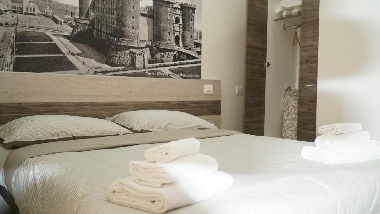 Donna Vicenza Bed & Breakfast Napoli Eksteriør bilde