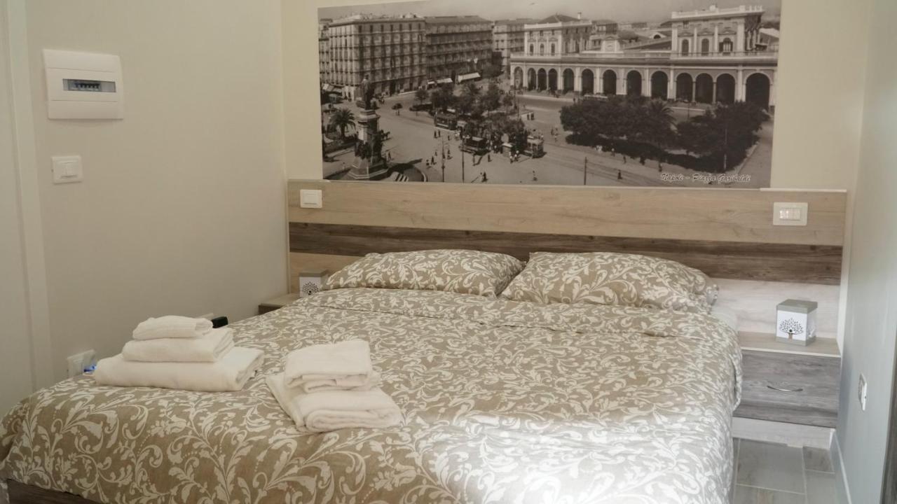 Donna Vicenza Bed & Breakfast Napoli Eksteriør bilde