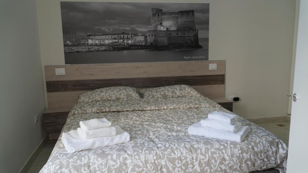 Donna Vicenza Bed & Breakfast Napoli Eksteriør bilde