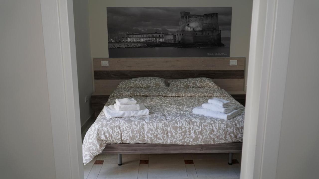 Donna Vicenza Bed & Breakfast Napoli Eksteriør bilde