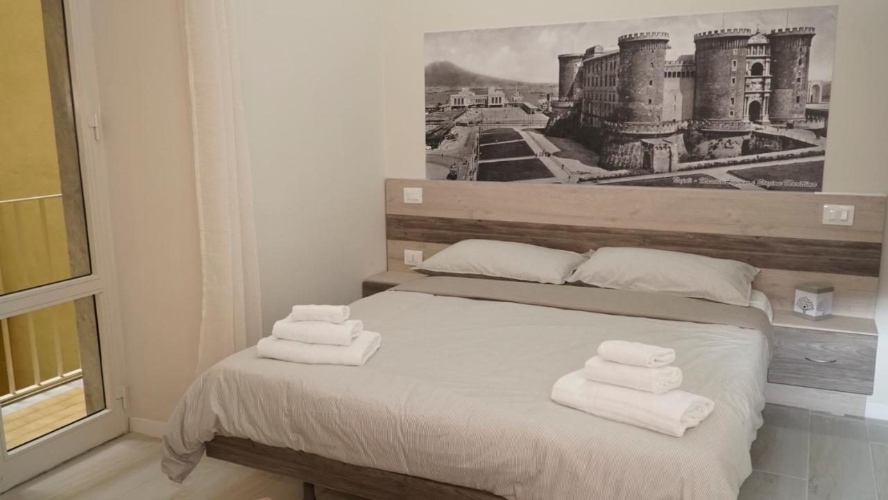 Donna Vicenza Bed & Breakfast Napoli Eksteriør bilde