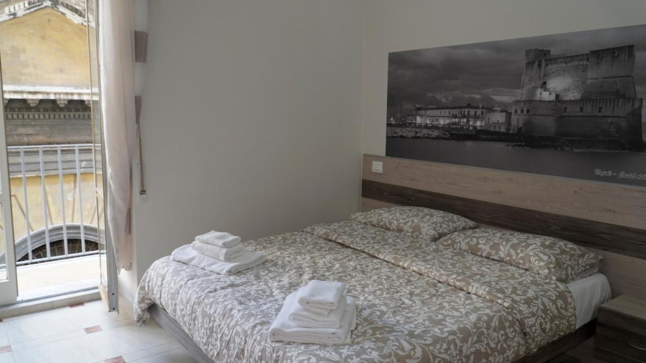 Donna Vicenza Bed & Breakfast Napoli Eksteriør bilde