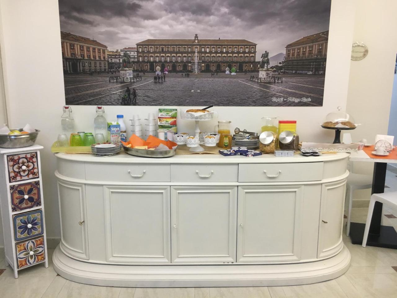 Donna Vicenza Bed & Breakfast Napoli Eksteriør bilde